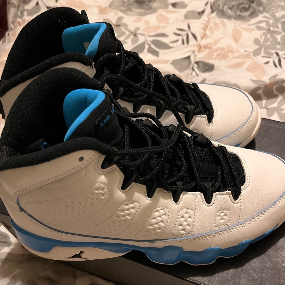 AIR JORDAN RETRO 9 BASKETBALL SHOES